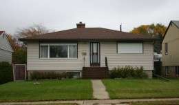 House in Newton, Edmonton