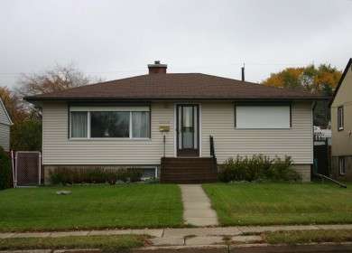 House in Newton, Edmonton