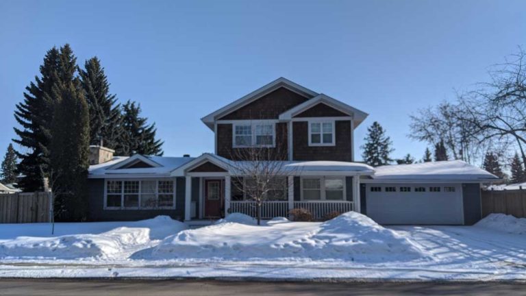 what-is-a-1-5-storey-house-real-estate-definition-gimme-shelter